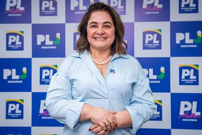 Imagem da notícia Professora Maria do Carmo perde eleição para governadora do Amazonas no 2º turno