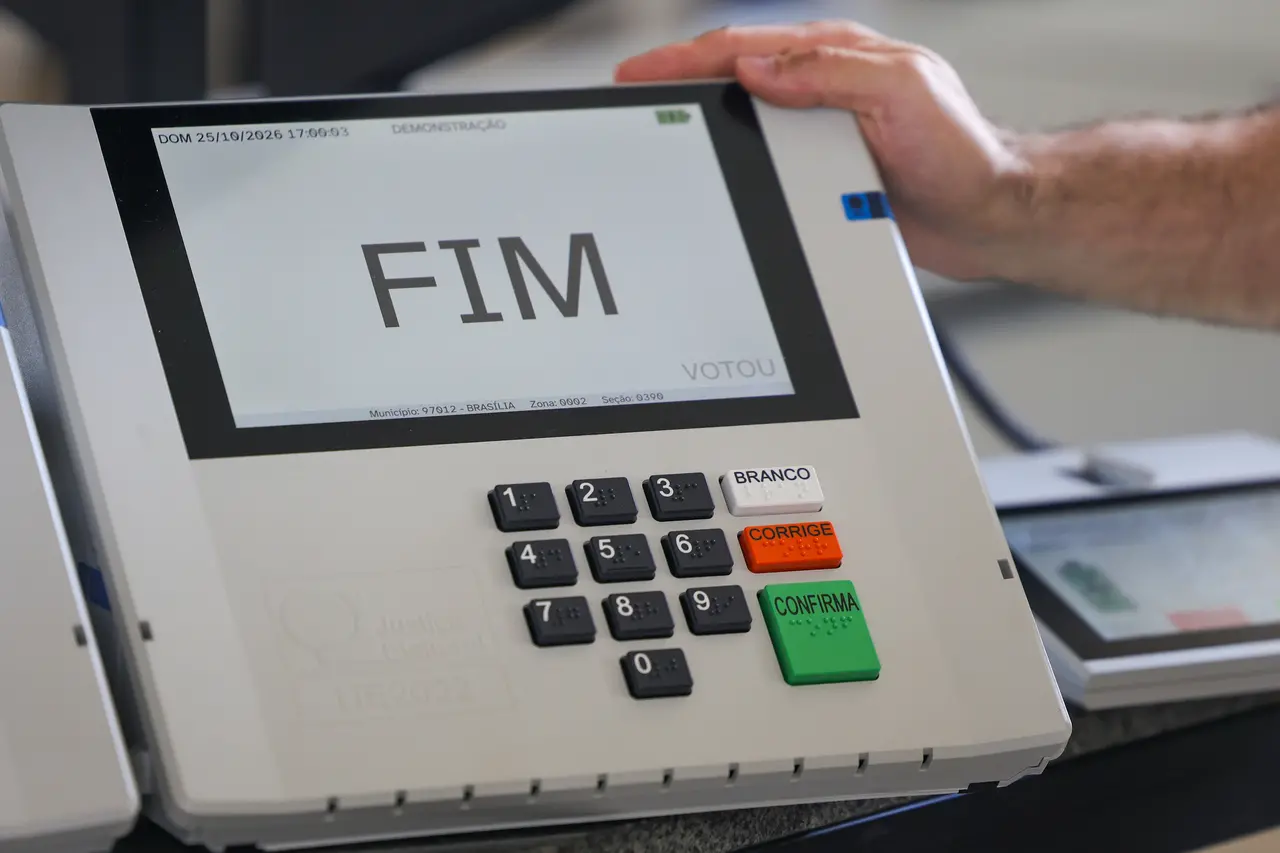 Imagem da notícia Que horas os resultados das últimas eleições presidenciais foram definidos em 2018 e 2022?
