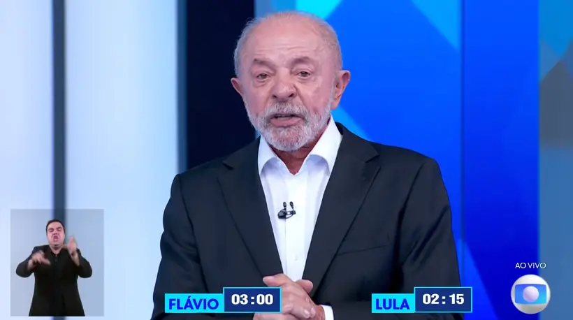 Imagem da notícia Lula diz que Flávio 'não se importa' com pessoas passando fome: 'Ele não sabe o que é'