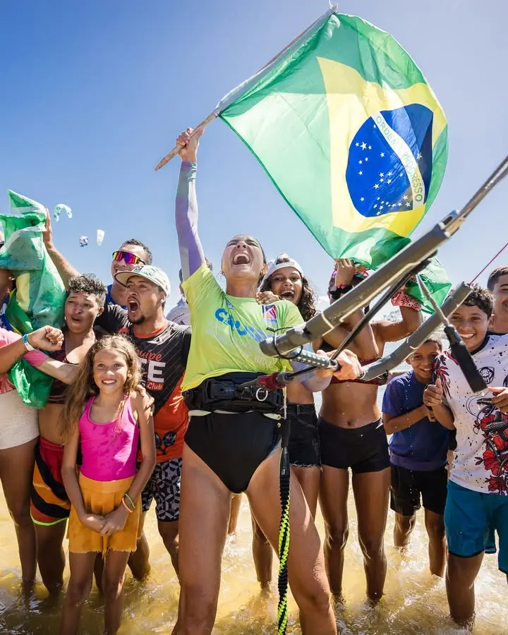 Imagem da notícia Brasileira é heptacampeã mundial de kite e cearense fica em quarto