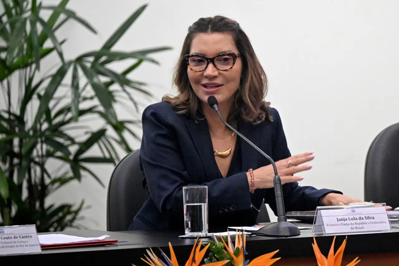 Imagem da notícia Quem é Janja da Silva, esposa de Lula e primeira-dama do Brasil 