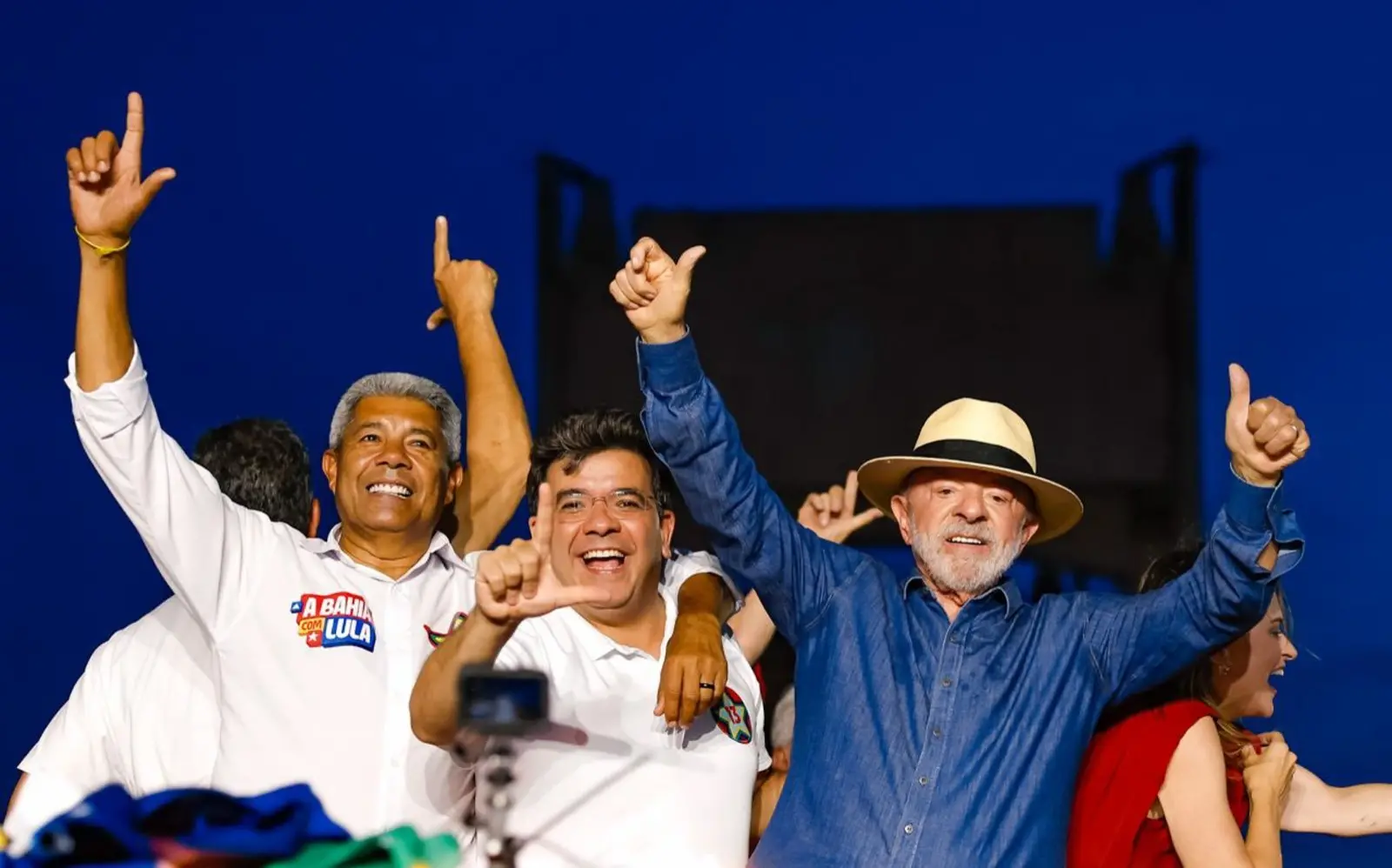 Imagem da notícia Lula amplia vantagem na Bahia e ganha mais de 800 mil votos no 2º turno; Bolsonaro cresce 165 mil