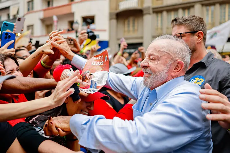 Imagem da notícia Lula cresce 551 mil votos no 2º turno no Paraná e chega a 37,42%