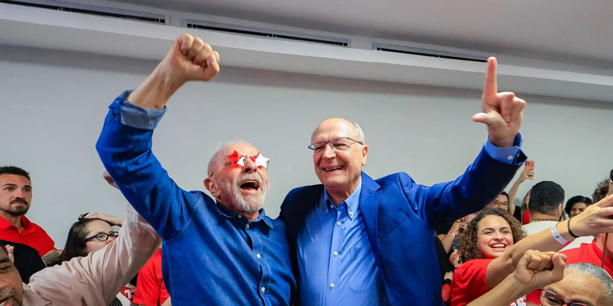 Imagem da notícia Sobral lidera aumento de votos de Lula no 2º turno; veja municípios onde ele ganhou eleitores