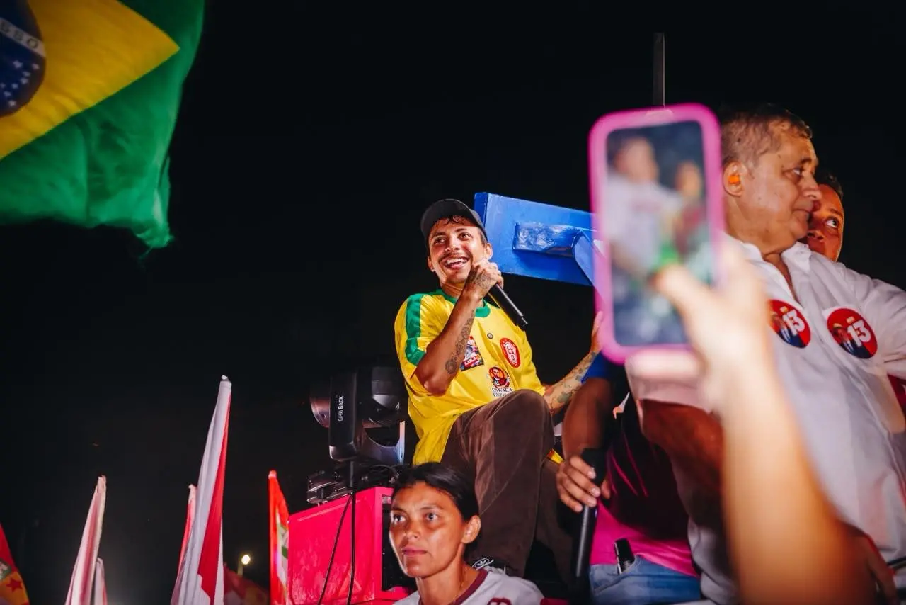 Imagem da notícia Quem são as novas caras da mobilização da esquerda no Ceará após vitória de Lula