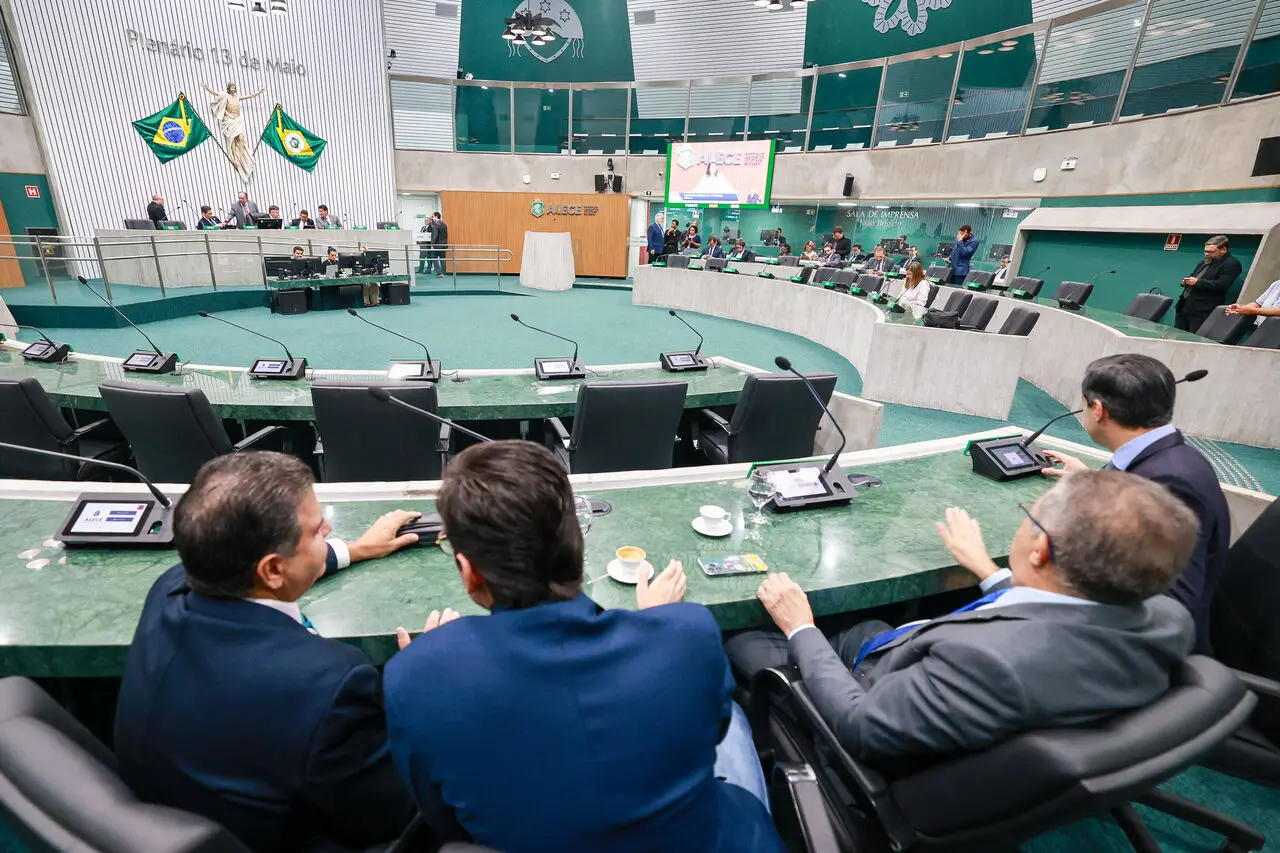 Imagem da notícia Alece aprova emendas em Refis 2026 para perdão de dívidas dos cearenses