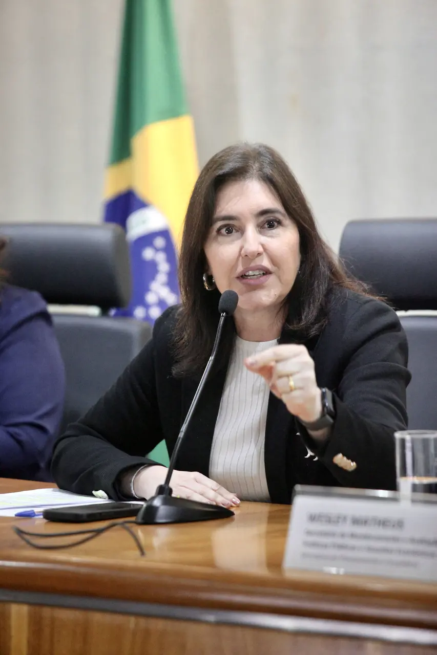 Imagem da notícia Simone Tebet é cotada como indicação feminina de Lula para o STF, diz jornal
