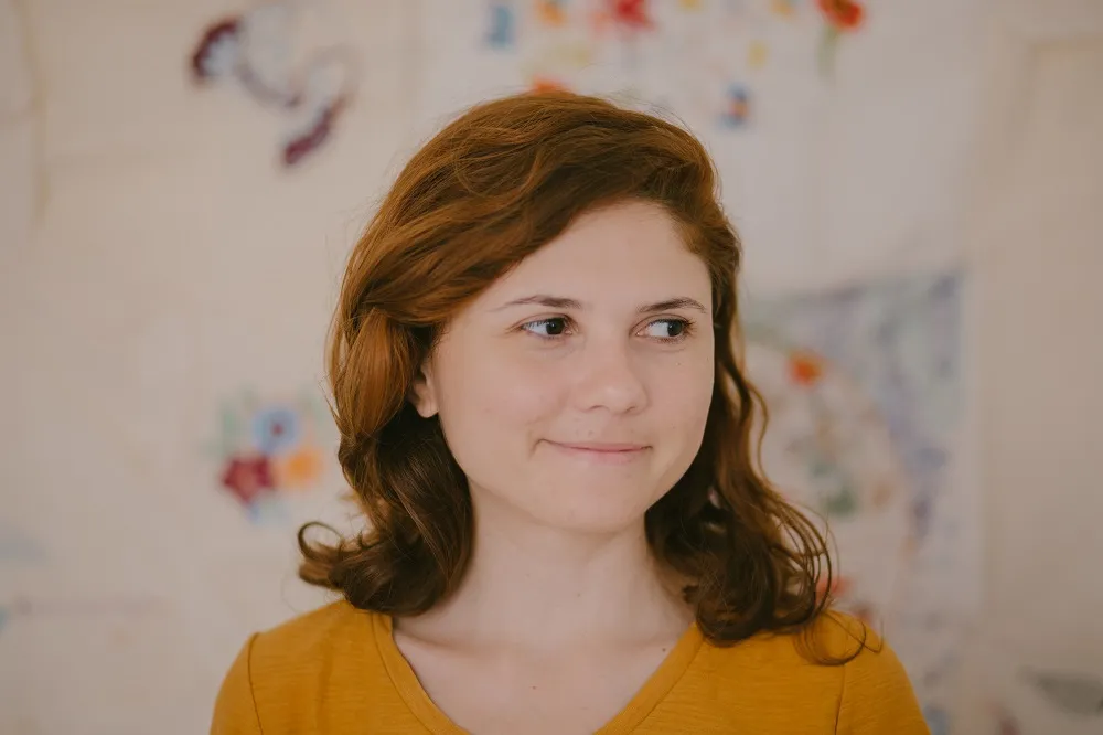Wilma Farias, também à frente do Coletivo Avesso,  enxergou o momento de pausa compulsória como forma de disponibilizar o conhecimento sobre bordado