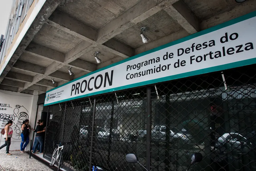 O Procon Fortaleza tem se empenhado em garantir que os estabelecimentos cumpram com os cuidados obrigatórios para evitar o contágio pela Covid-19