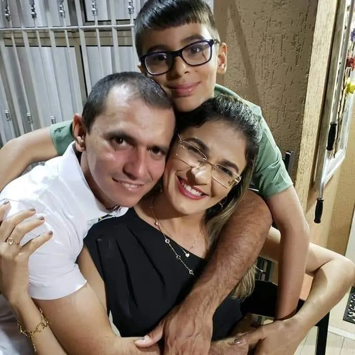 Momentos de oração e maior tempo com o filho deram o tom dos dias de maior confinamento na casa de Antônio e Lires