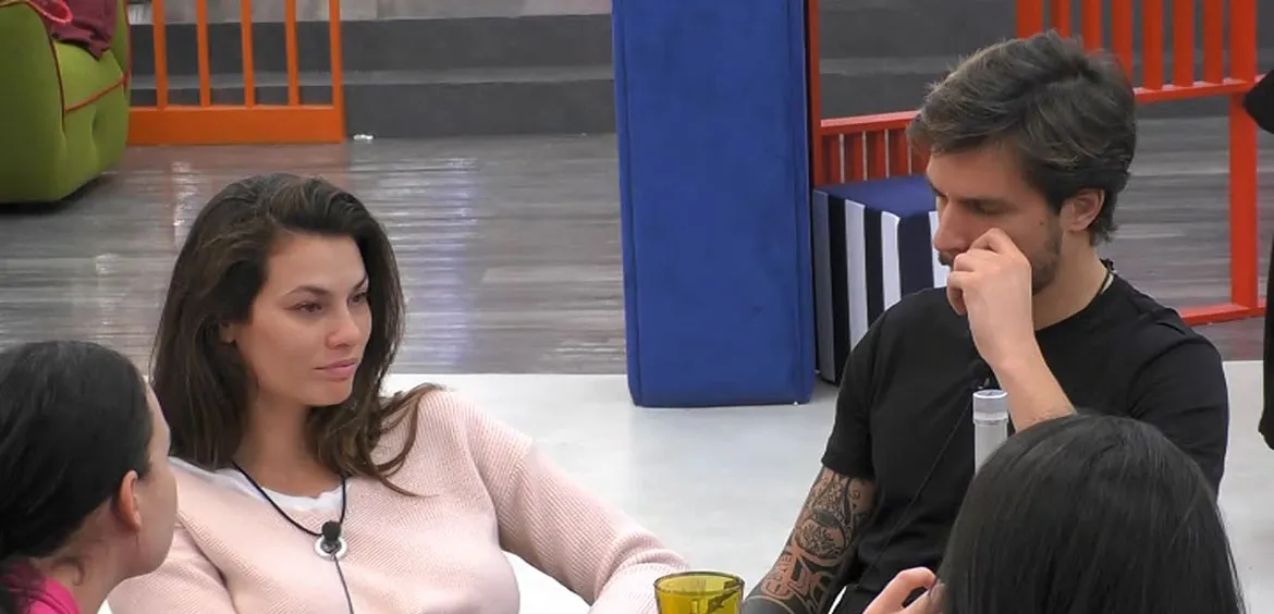 Dayane recebeu apoio dos colegas de confinamento