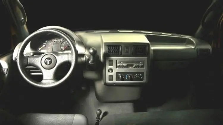 painel da Troller Pantanal