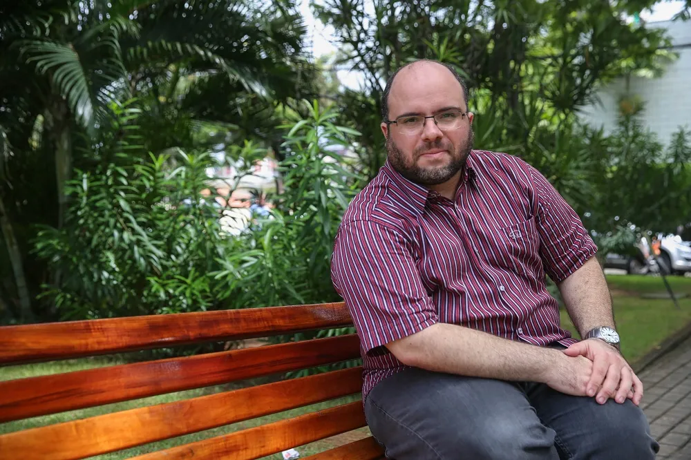 O escritor Marco Severo