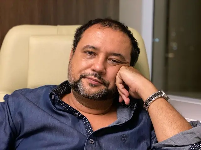 Foto do apresentador Geraldo Luis no Hospital