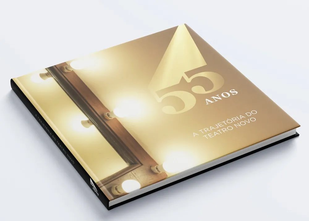 Versão impressa do livro em comemoração aos 55 anos do grupo