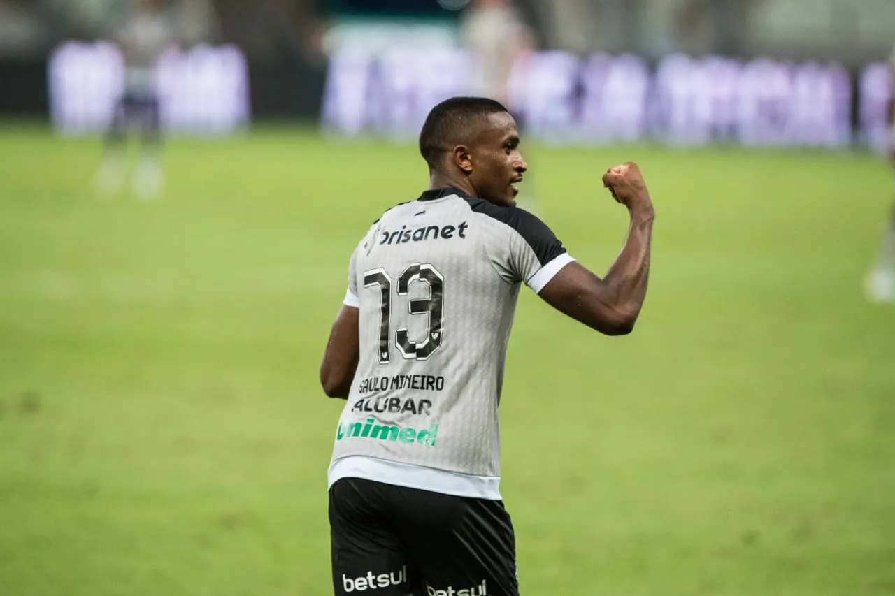 Saulo seguirá vestindo a camisa 73 em sua segunda passagem pelo Alvinegro de Porangabuçu.