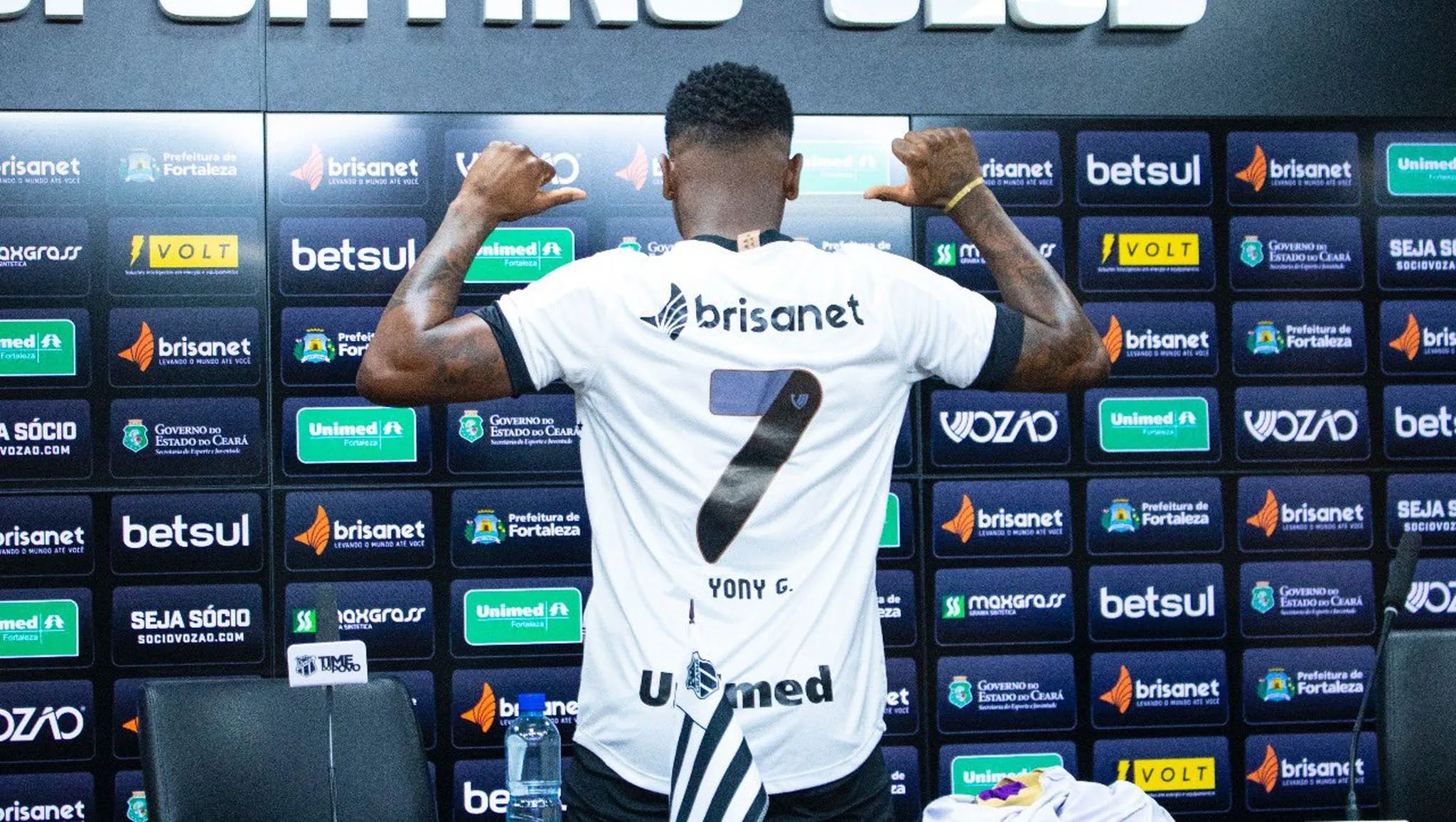 Atleta vestirá a camisa 7 do Ceará