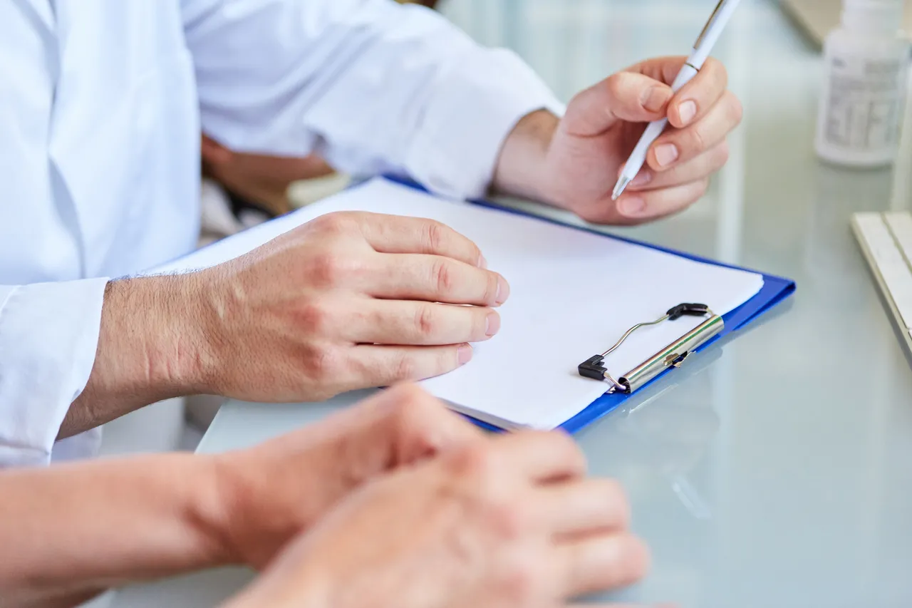 Segundo especialistas, uma boa consulta para analisar possíveis sintomas é fundamental