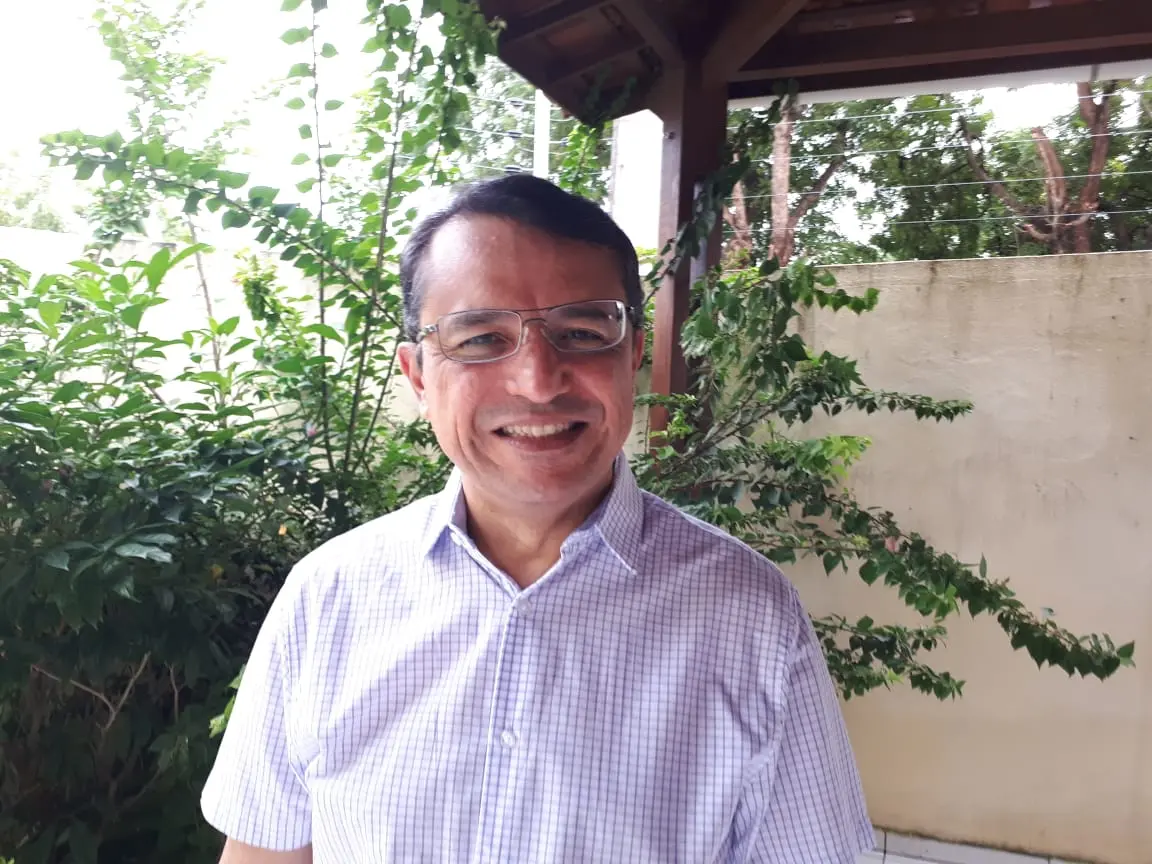 Psicólogo Álvaro Rebouças, especialista em Psicodrama e em Terapia Familiar