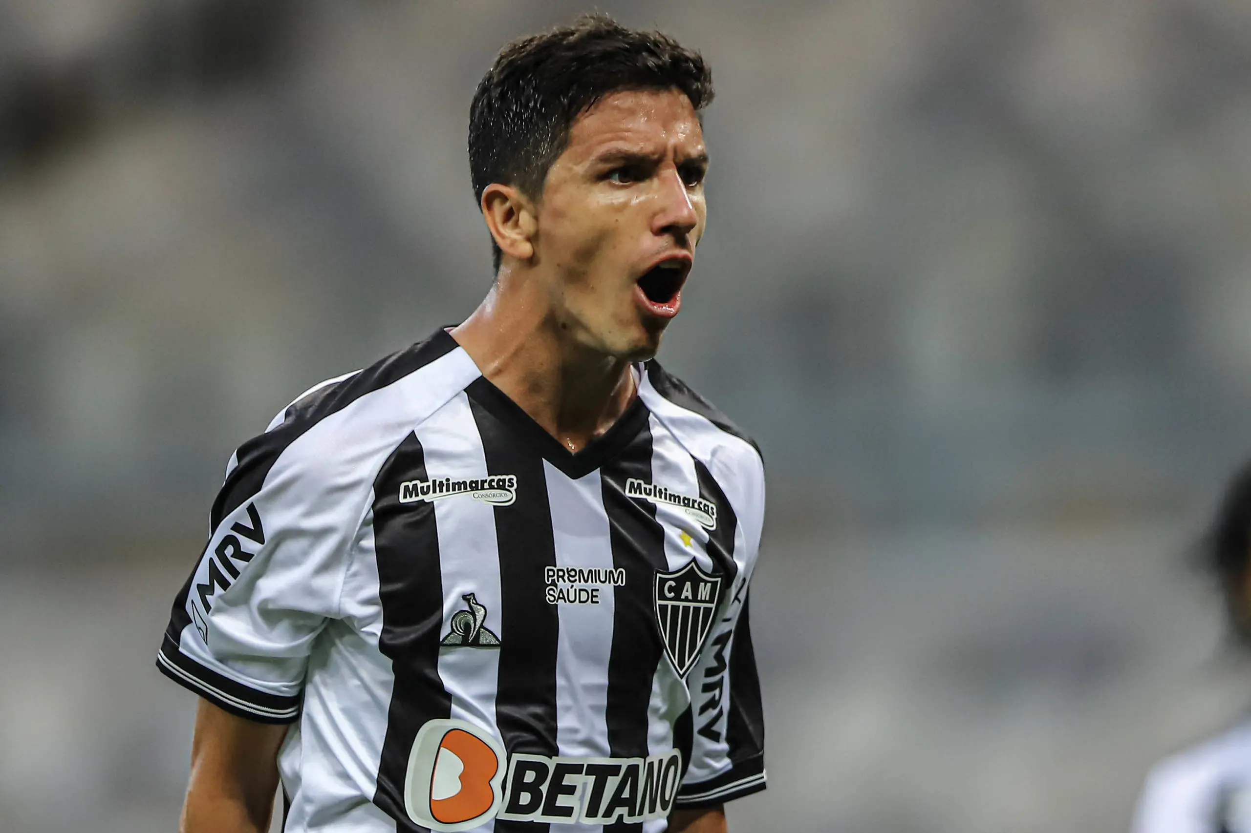 Nacho Fernandez comemora gol pelo Atlético-MG