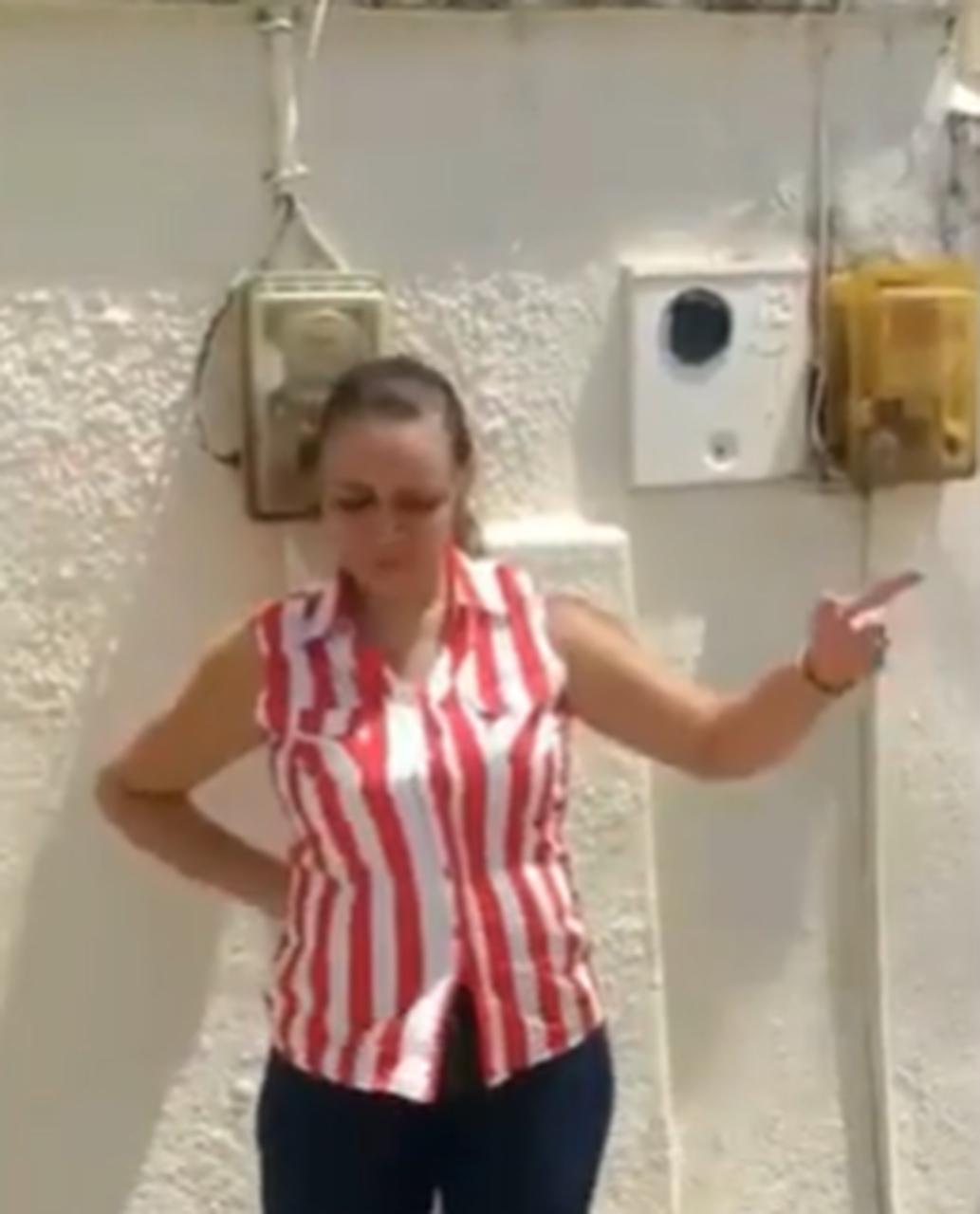 Mulher impede corte de energia na casa do tio