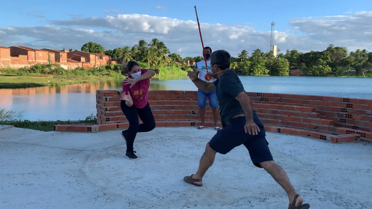 A prática de capoeira permitiu à vereadora Larissa Gaspar conhecer a realidade da cidade
