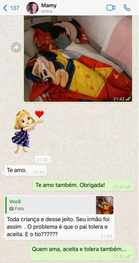 Conversa no WhatsApp entre Monique Medeiros e mãe