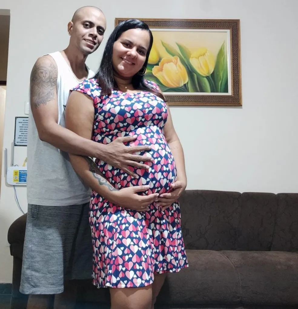 Felipe Mendes e a esposa, Camila Ferreira