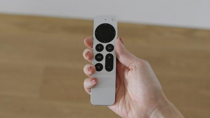 Novo controle remoto da nova Apple TV, lançada nesta terça-feira (20)