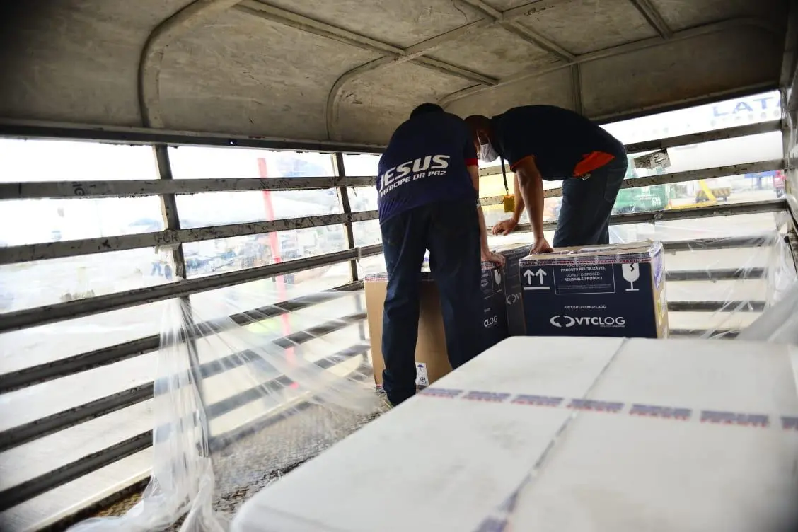 carregando da pfizer chegou ao ceará