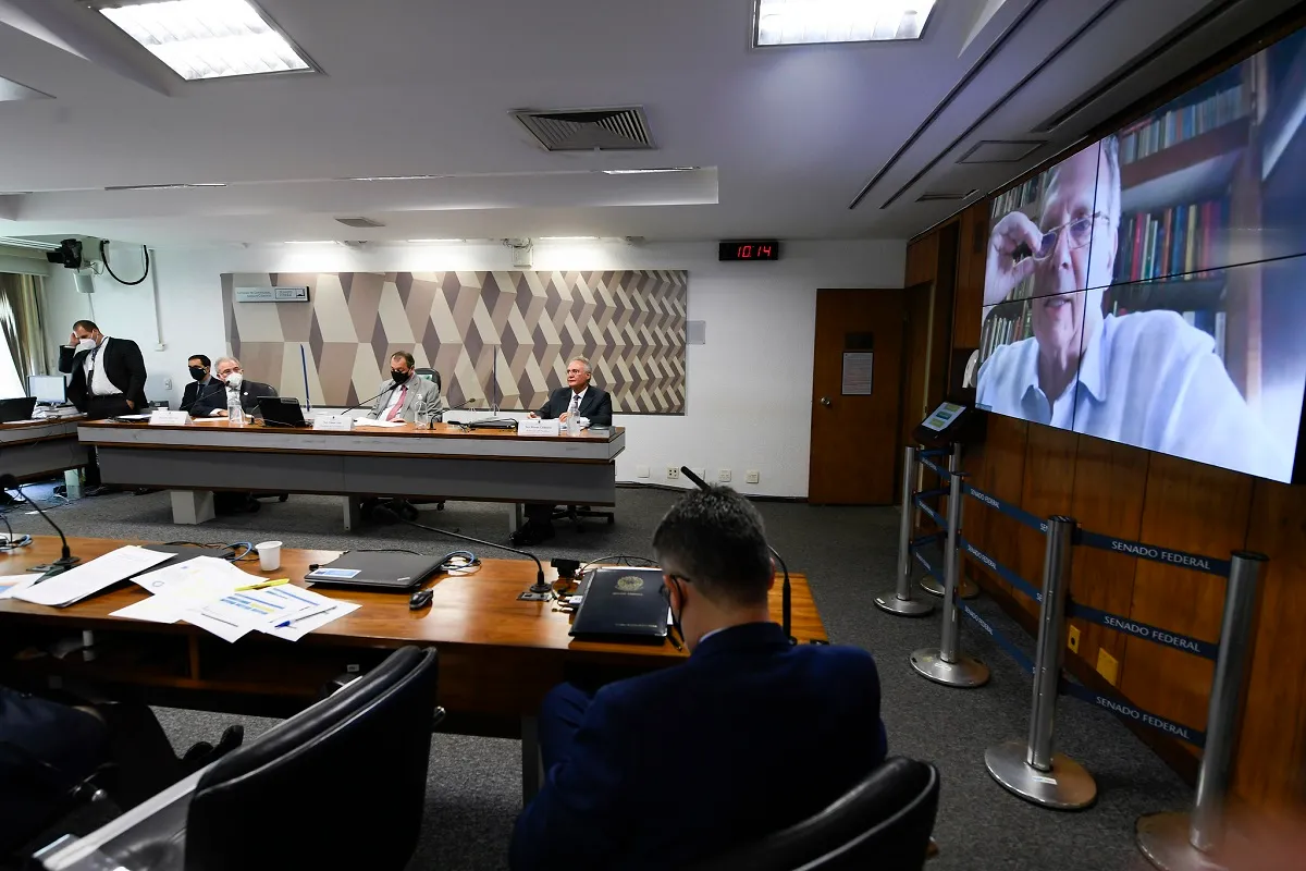 Senador Tasso Jereissati questionou ministro sobre 