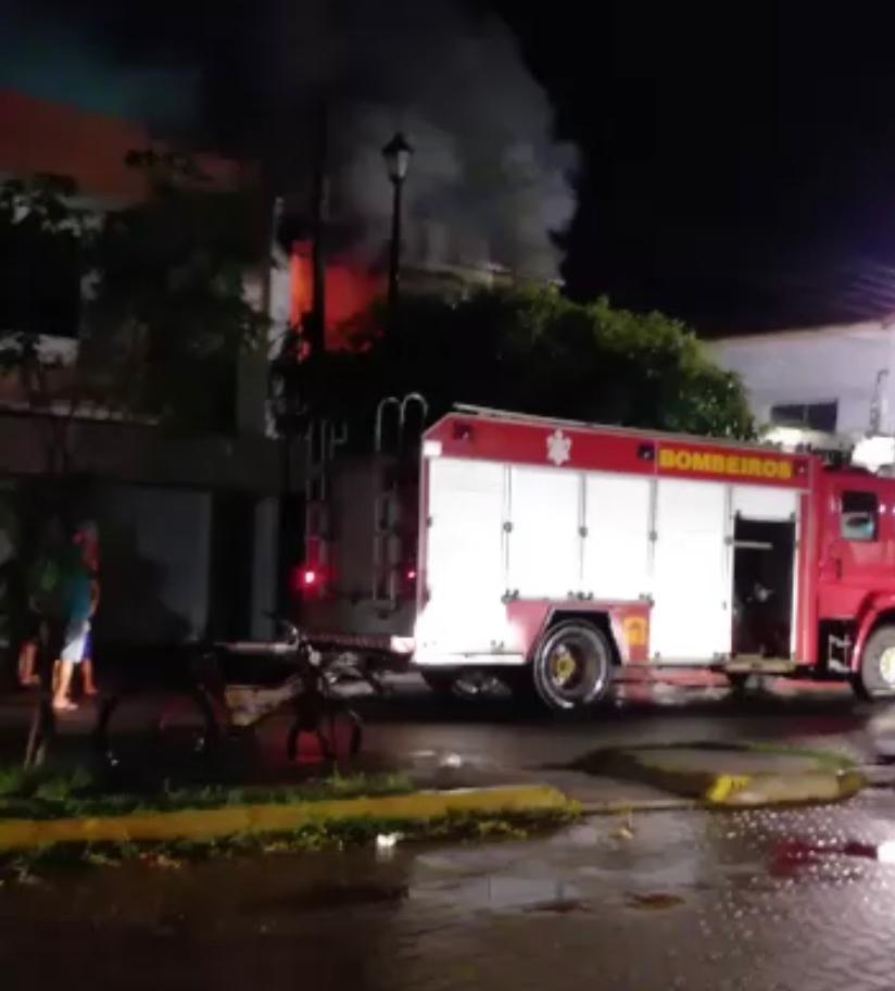 Imagem de incêndio em residência de Sobral