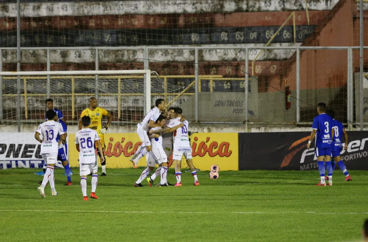 Wellington Paulista marcou duas vezes para o Fortaleza