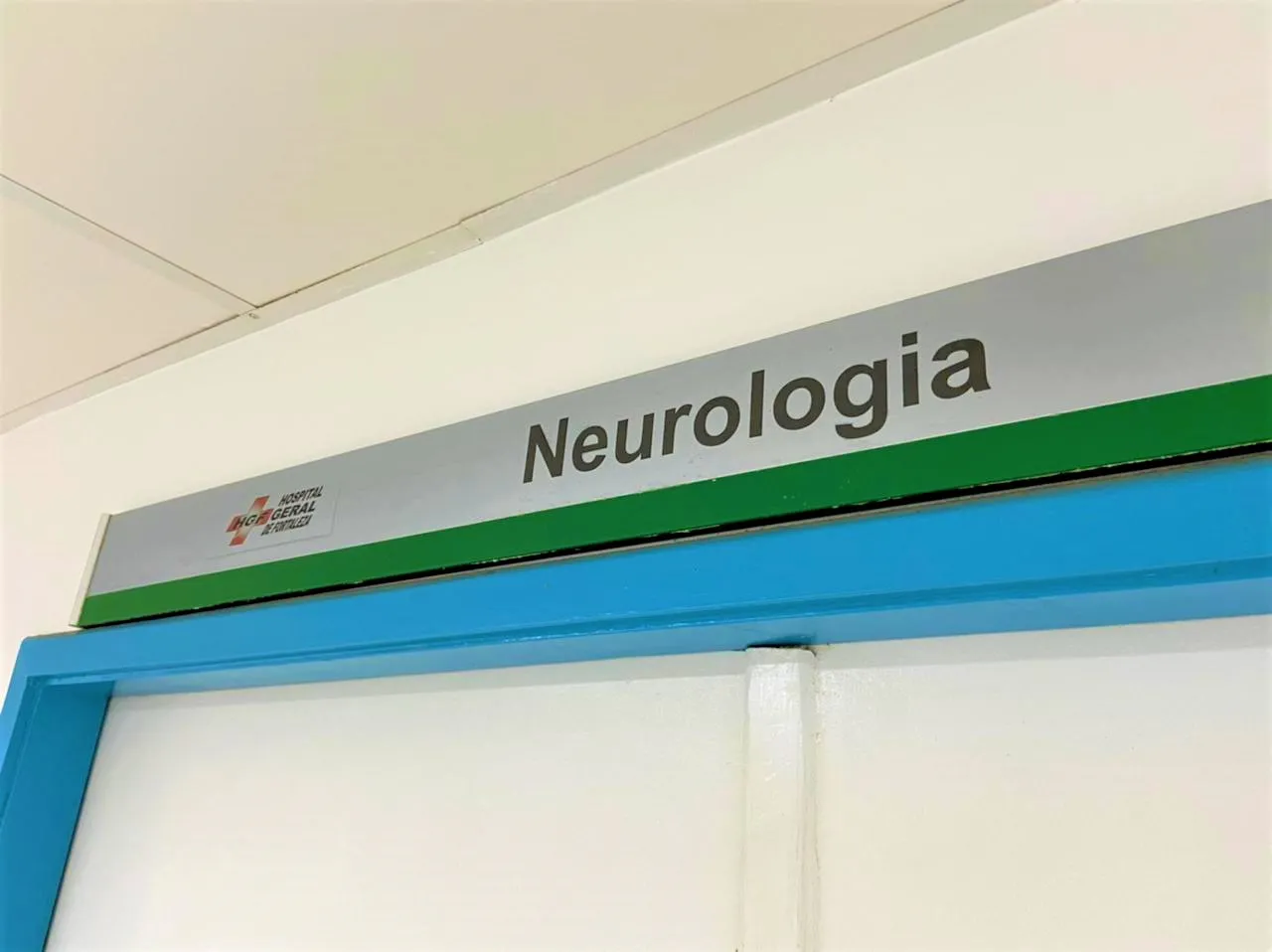 Os principais sintomas relatados pelos pacientes pós-Covid são a perda do olfato e do paladar, além de dores de cabeça, algumas sequelas motoras e queixas cognitivas.