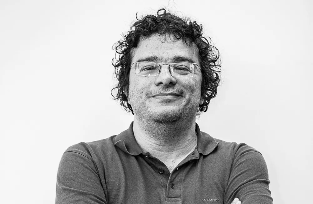 O crítico e tradutor Irineu Franco Perpetuo é o autor de 