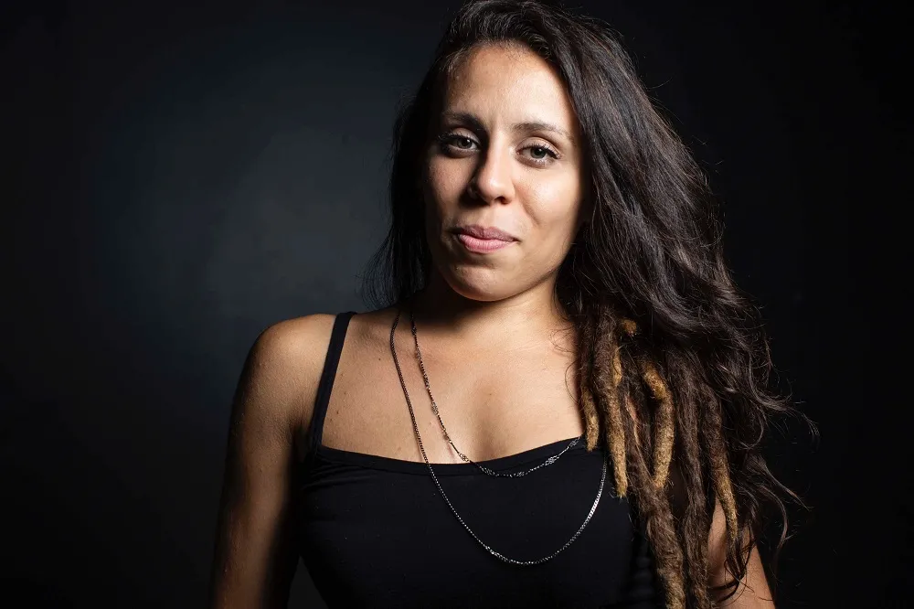 A atriz, produtora e diretora teatral Jessica Teixeira integra o rol de trabalhos com a cena “Lugar de Falta”