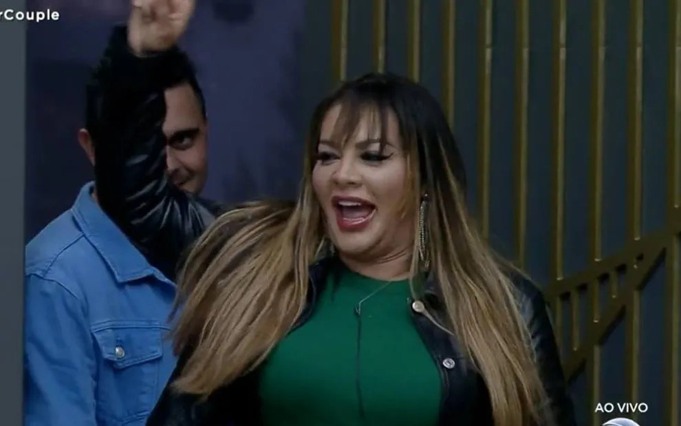 Márcia Fellipe voltou para o confinamento junto com Rod Bala