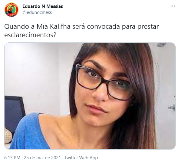 mia khalifa twitter meme