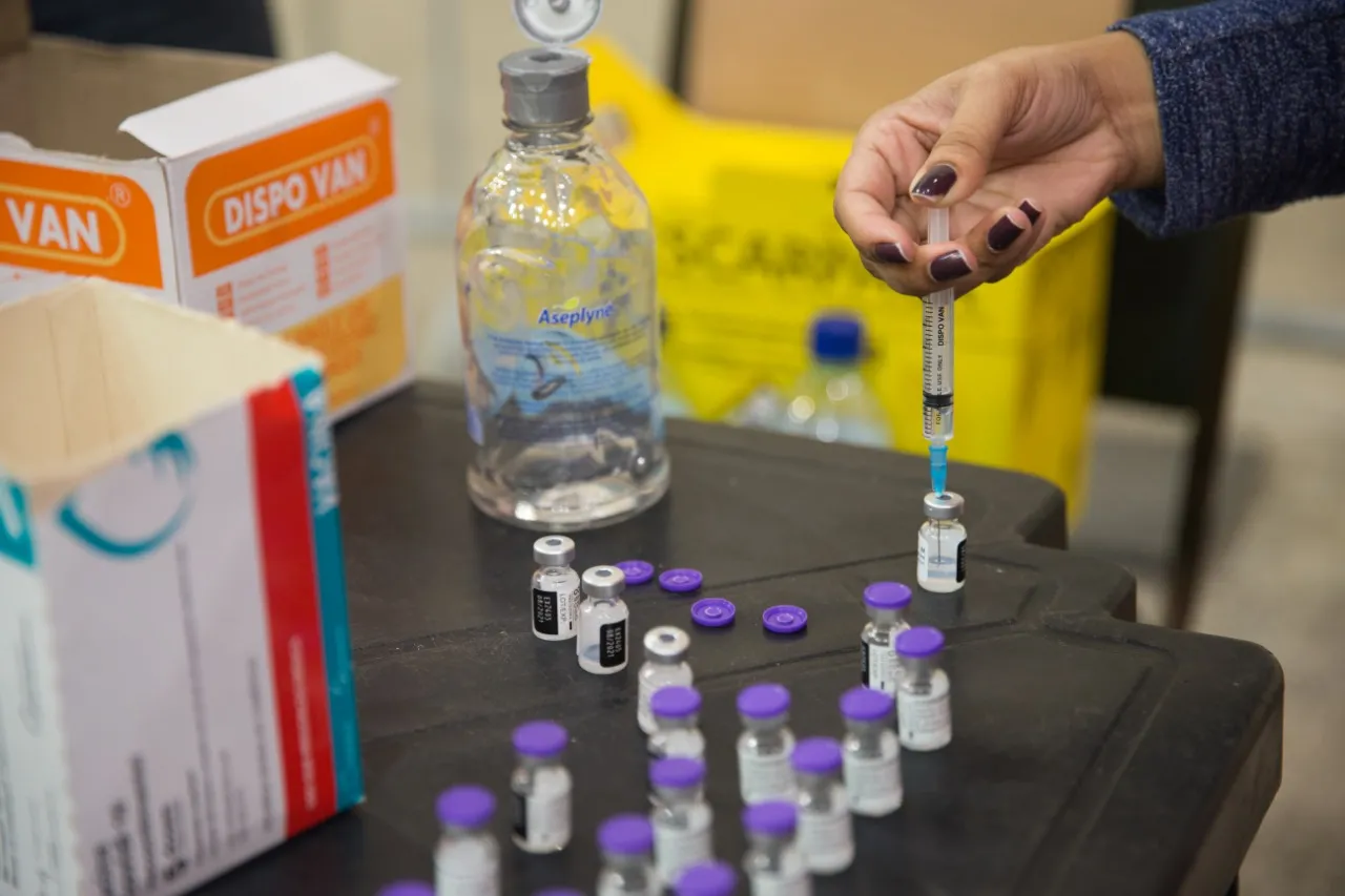 A efetividade das vacinas é medida no 