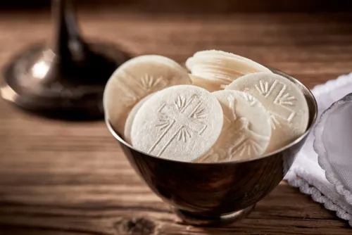 Data celebra milagre da transformação do pão (hóstia) no corpo de Cristo