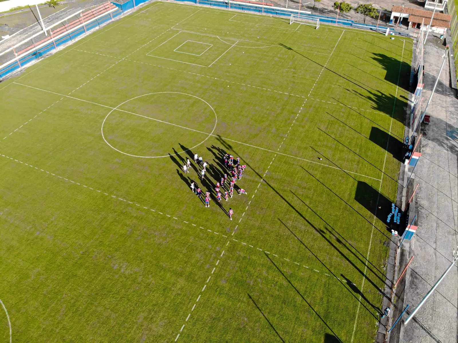 Imagem aérea de treino do elenco principal do Fortaleza