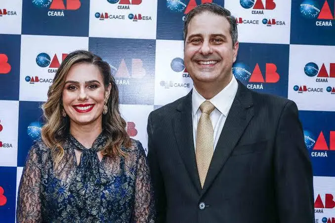 O Presidente da OAB/Ce, Erinaldo Dantas, juntamente com a Vice-presidente, Vládia Feitosa.
