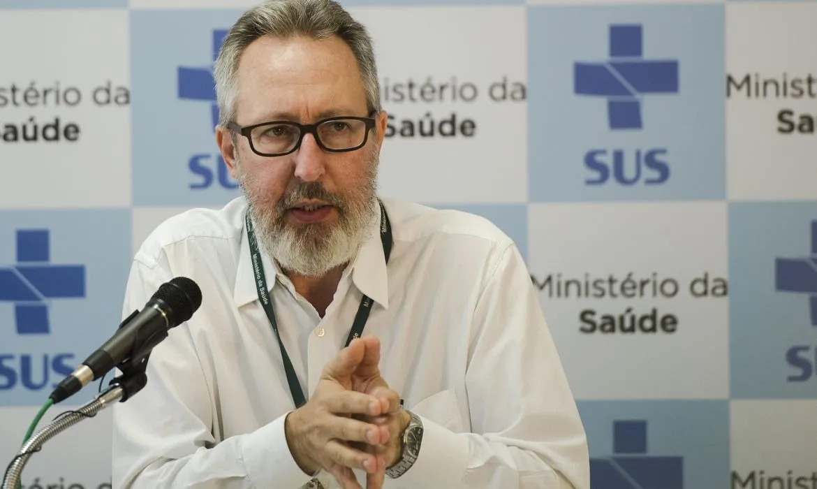 Cláudio Maierovitch foi presidente da Anvisa entre 2003 a 2008
