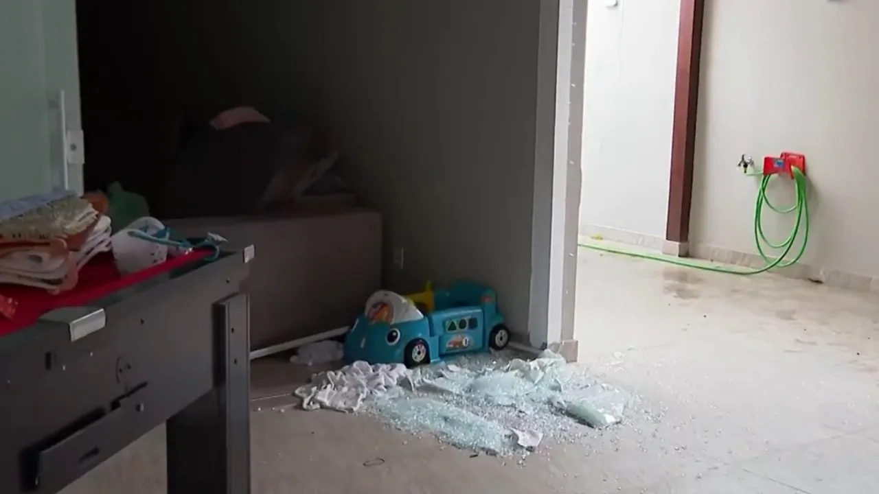 Ecko tinha ido visitar a esposa e os filhos quando foi baleado
