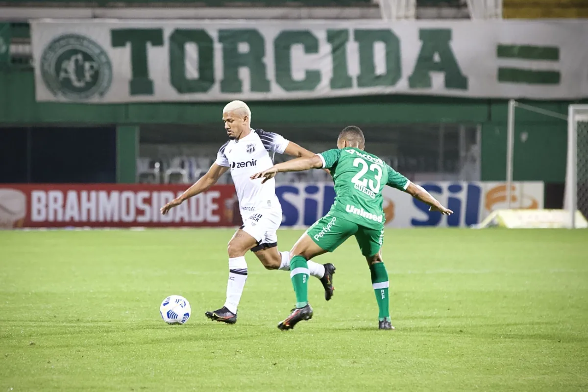 Fernando Sobral foi um dos destaques do Ceará no jogo