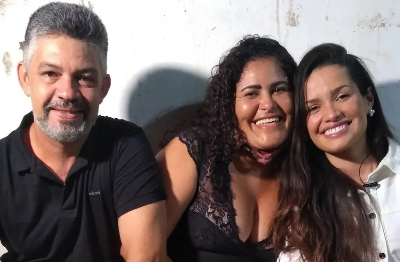 Irmãos de Juliette postaram reencontro com ex-BBB em rede social