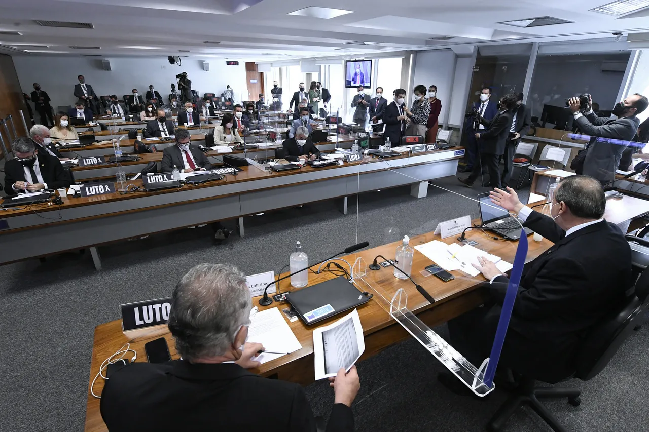 Também está na pauta a quebra dos sigilos bancário, fiscal, telefônico e telemático de 11 firmas ligadas ao empresário Carlos Wizard