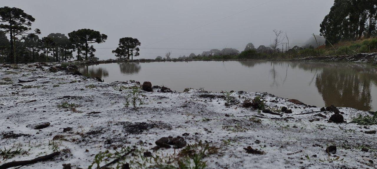 Imagens de neve em São Joaquim da Serra (SC)