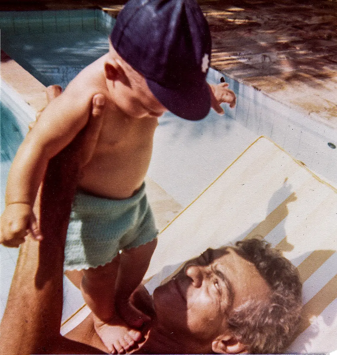 Cícero guardava memórias de momentos com o pai em rede social