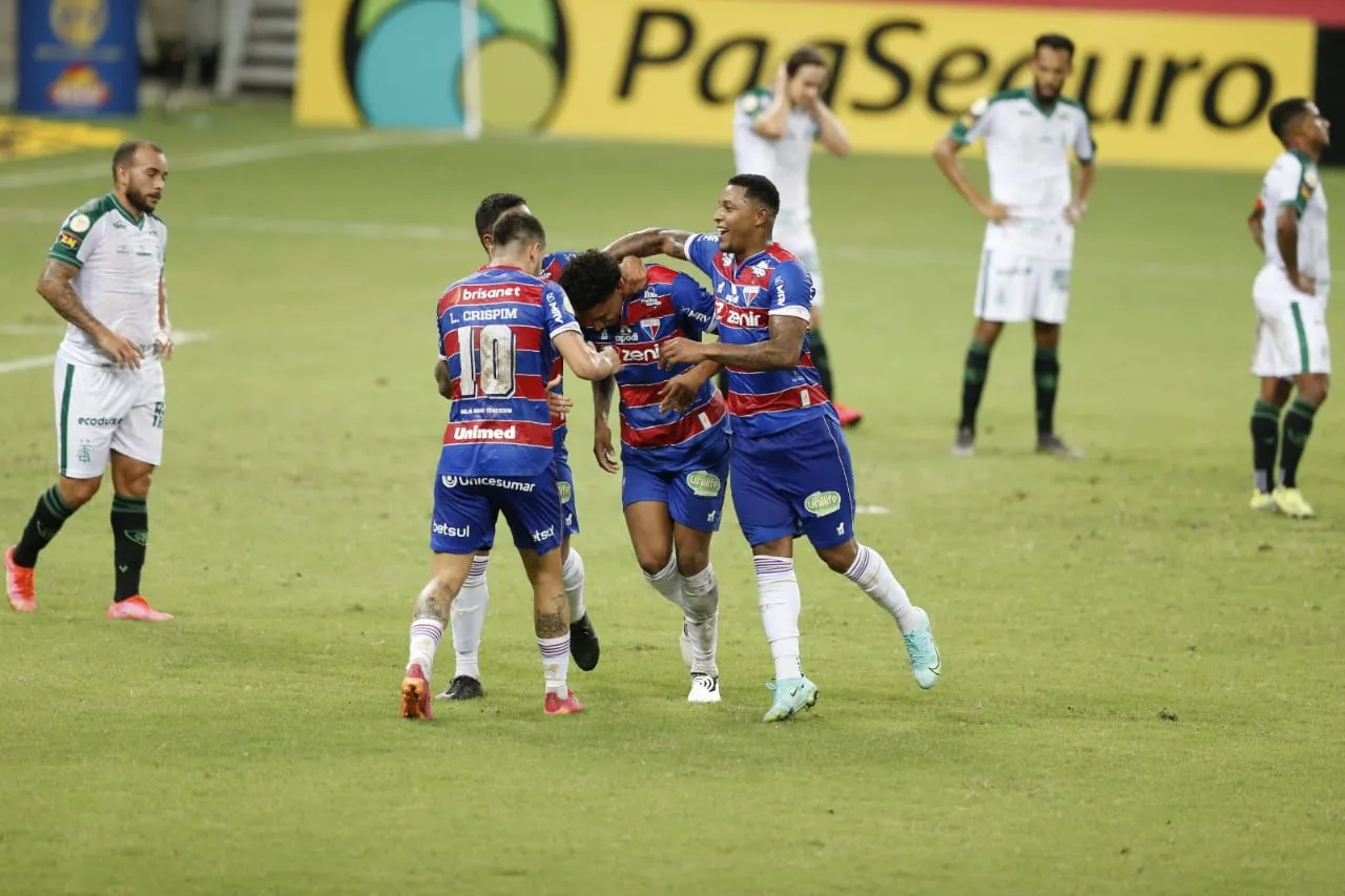 Éderson abriu o marcador em favor do Fortaleza na Arena Castelão